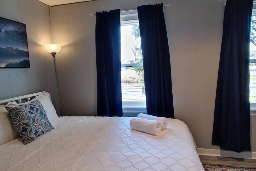 Perfect Combo Of Charm & Comfort- 2Bedroom Home 노블스빌 외부 사진