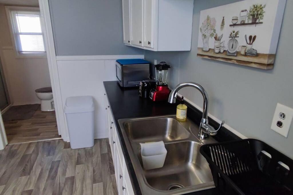 Perfect Combo Of Charm & Comfort- 2Bedroom Home 노블스빌 외부 사진
